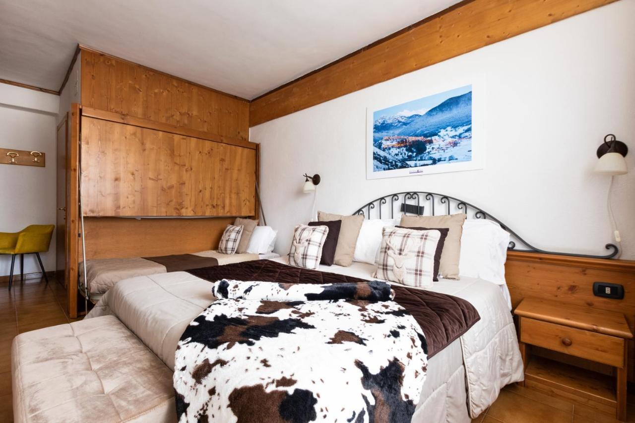 Hotel Iris Pescasseroli Exteriör bild